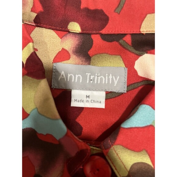 Ann Trinity Women's Red Floral Denim Jacket Colorful Artsy Size Medium - Picture 4 of 12